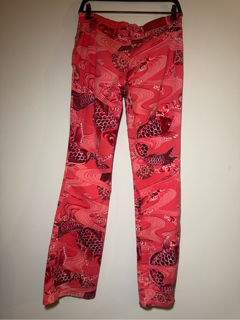 Moschino Jeans koi Fish Coral Pink Wave-Print Pants - Picture 3 of 7